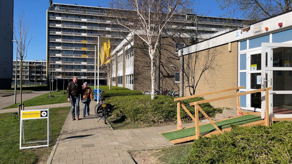 LIVE: Opkomst Vlaardingen om 11:00 uur op 10,1 procent, Schiedam op 8,1 procent