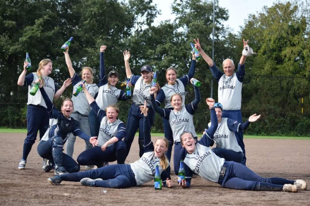 Honkbal- en softbalverenigingen in regio onder druk, maar HV & SV in Schiedam ziet toename in ledenaantal