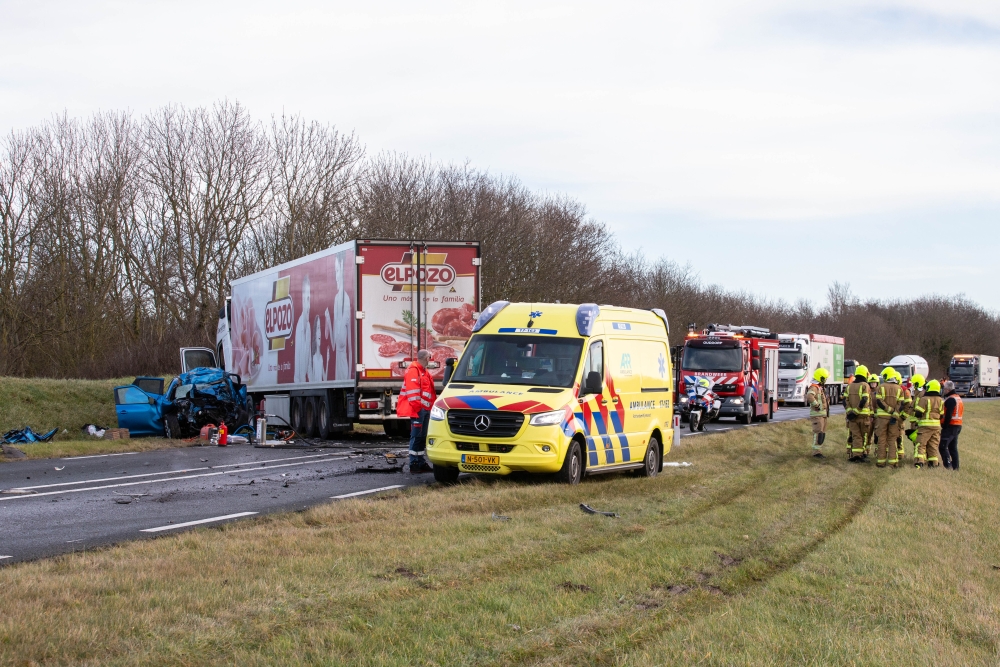 Man (68) uit Vlaardingen overleden na botsing met vrachtwagen