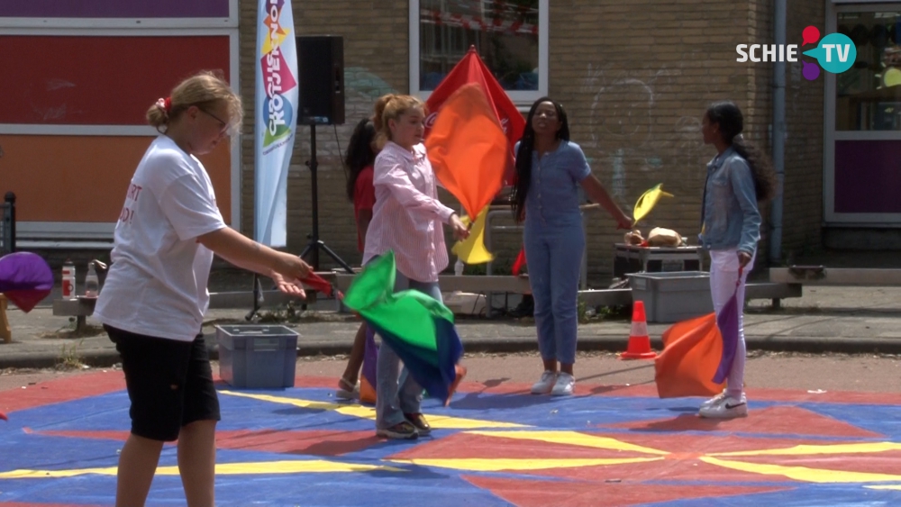 "Dit is echt de allereerste keer en het valt goed in de smaak": circusles op de basisschool