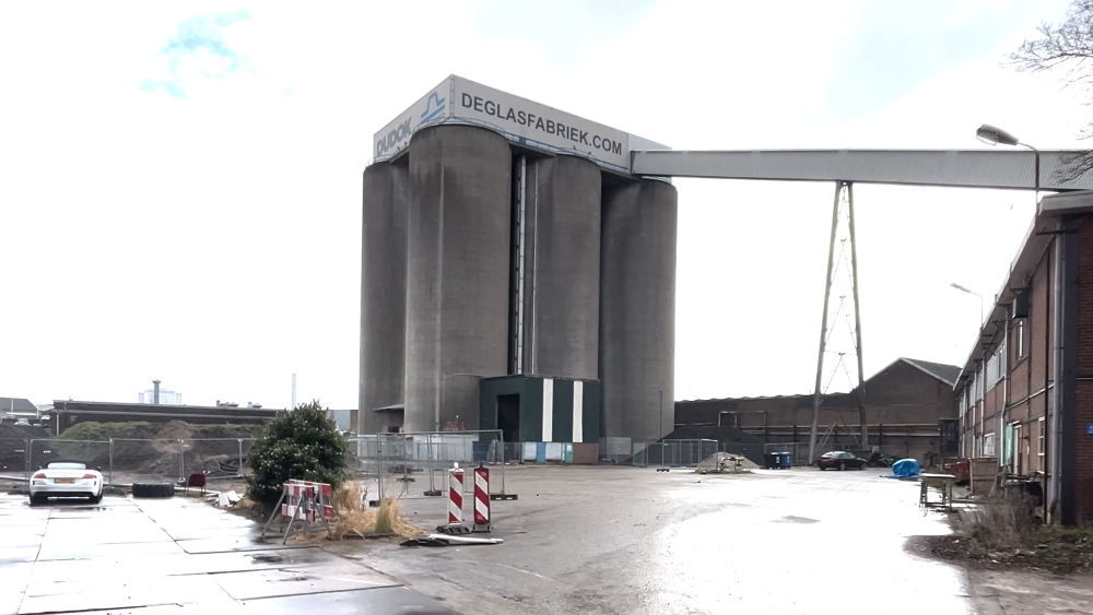 De silo's van de Glasfabriek vormen de basis voor het nieuwe hotel