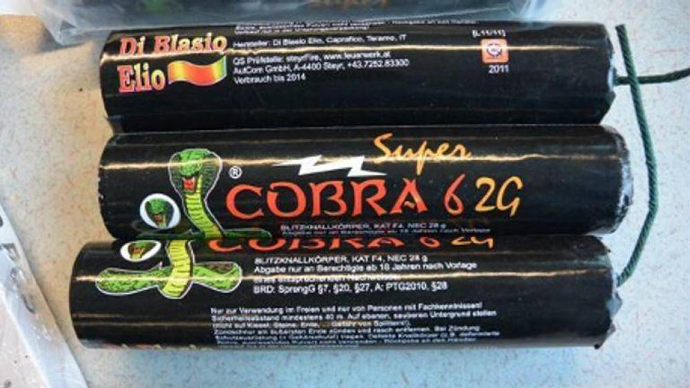 Politie vindt 400 kilo 'handgranaten' aan vuurwerk