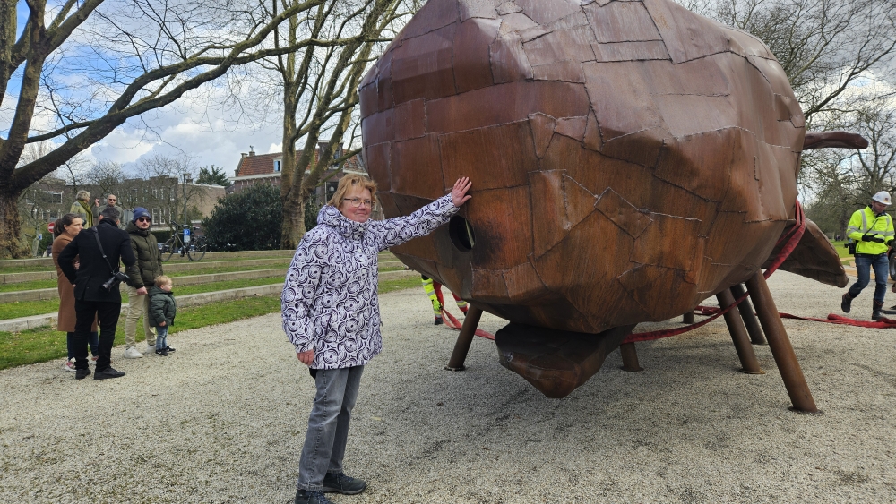 Veertien meter lange walvis vindt na anderhalf jaar zijn weg naar Schiedam