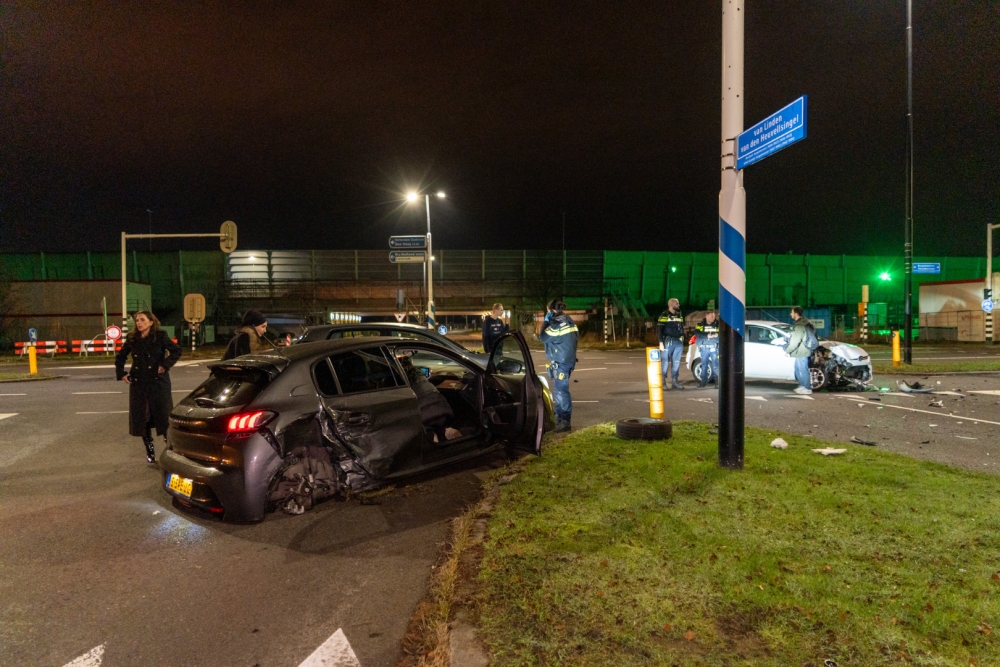 Grote ravage door nachtelijk ongeval in Vlaardingen