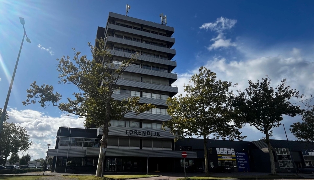 Schiedam krijgt azc: raad stemt in met opvang 275 asielzoekers op industrieterrein