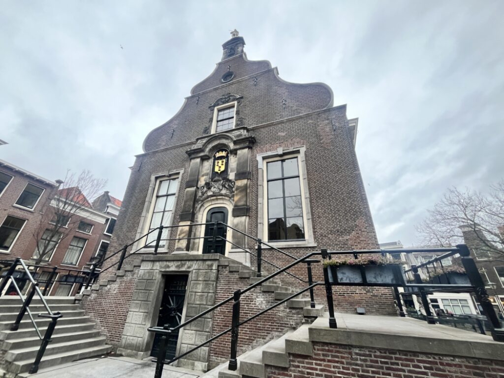 'Proost, op onze kleurrijke geschiedenis'
