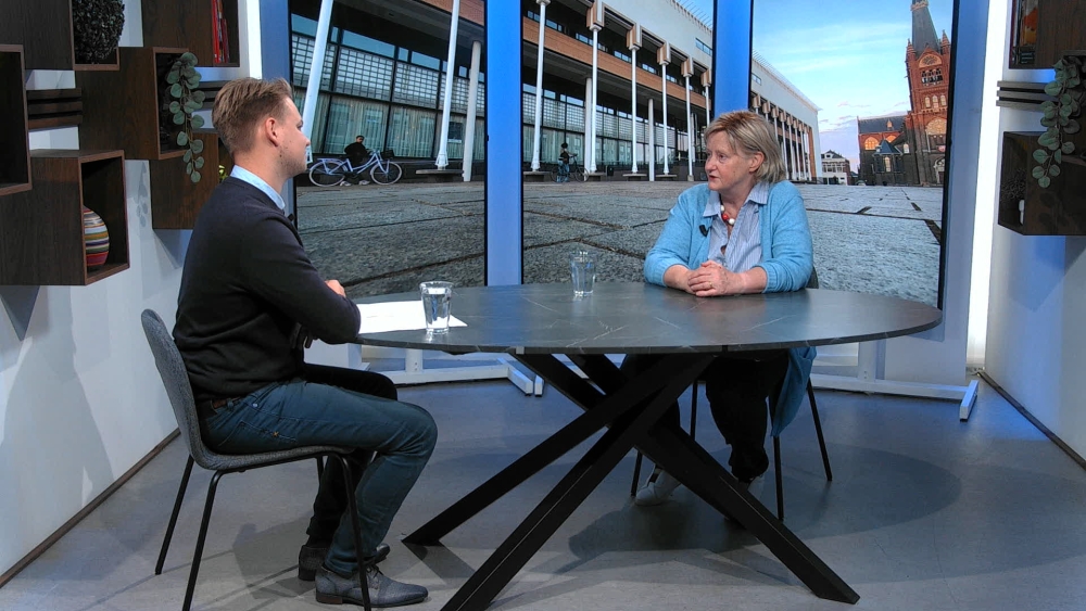 'Ik heb een hele fijne tijd gehad in Schiedam' - Twee in gesprek met Antoinette Laan