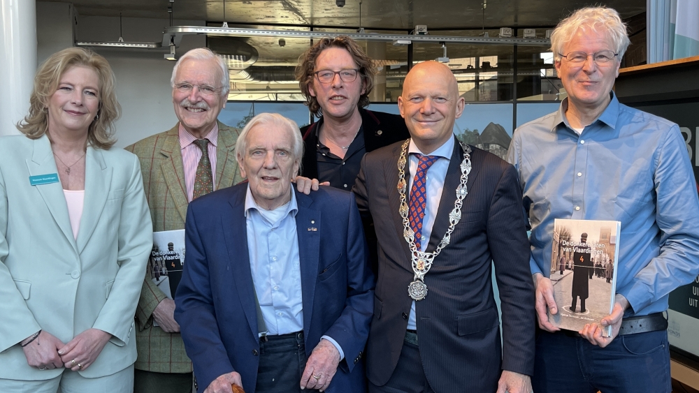 Jan Anderson toont honderd WOII-objecten in tentoonstelling