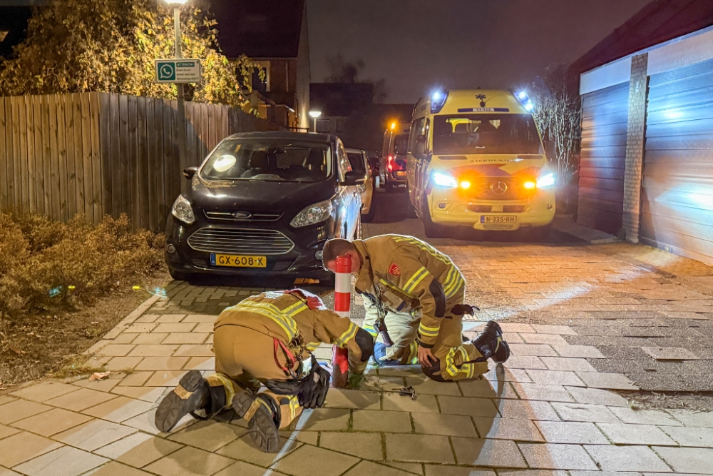 Weer zit een paaltje de hulpdiensten dwars