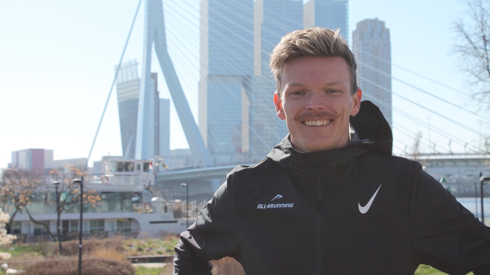 Schiedamse Emiel Berghout lanceert hardlooppodcast voor 2,7 miljoen lopers
