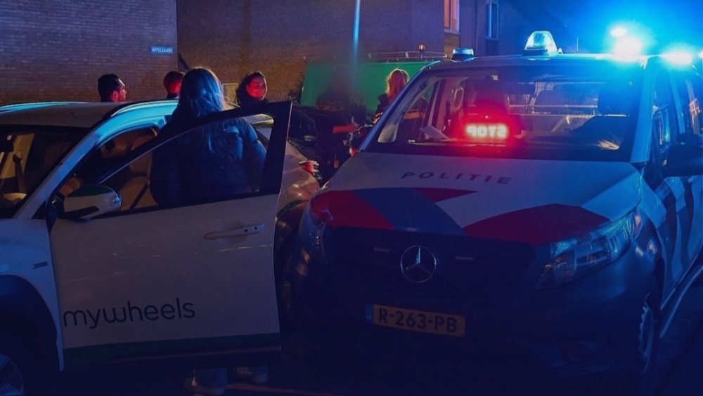 Politie Spijkenisse houdt een Vlaardinger aan voor rijden zonder rijbewijs