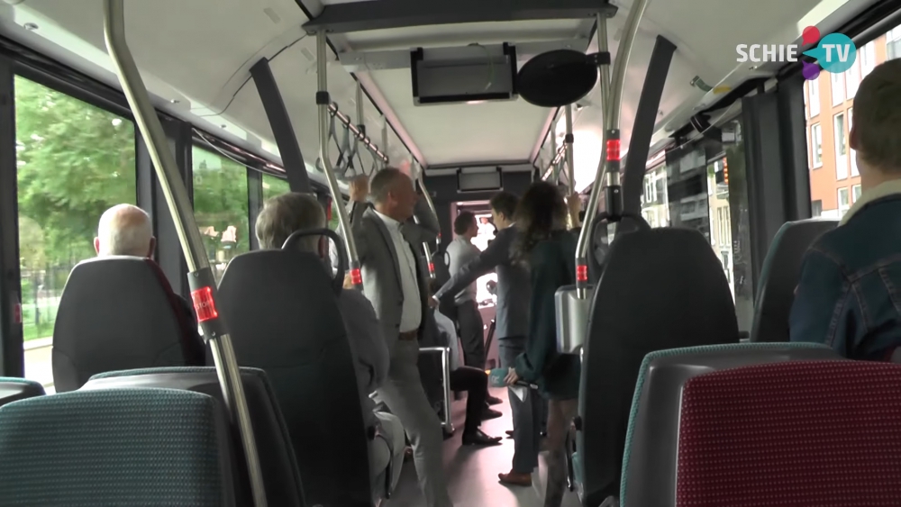 Onduidelijk welke busritten uitvallen: 'Het is steeds aankijken'