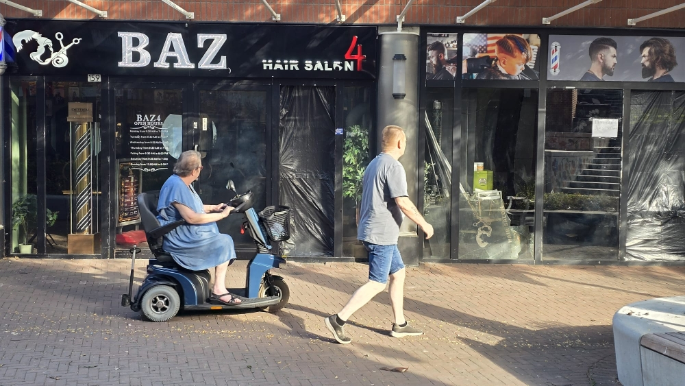 Vlaardinger (27) aangehouden voor aanslag bij kapperszaak