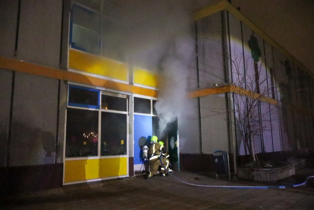 Negen klaslokalen basisschool kapot door brand, kinderen twee dagen extra vrij