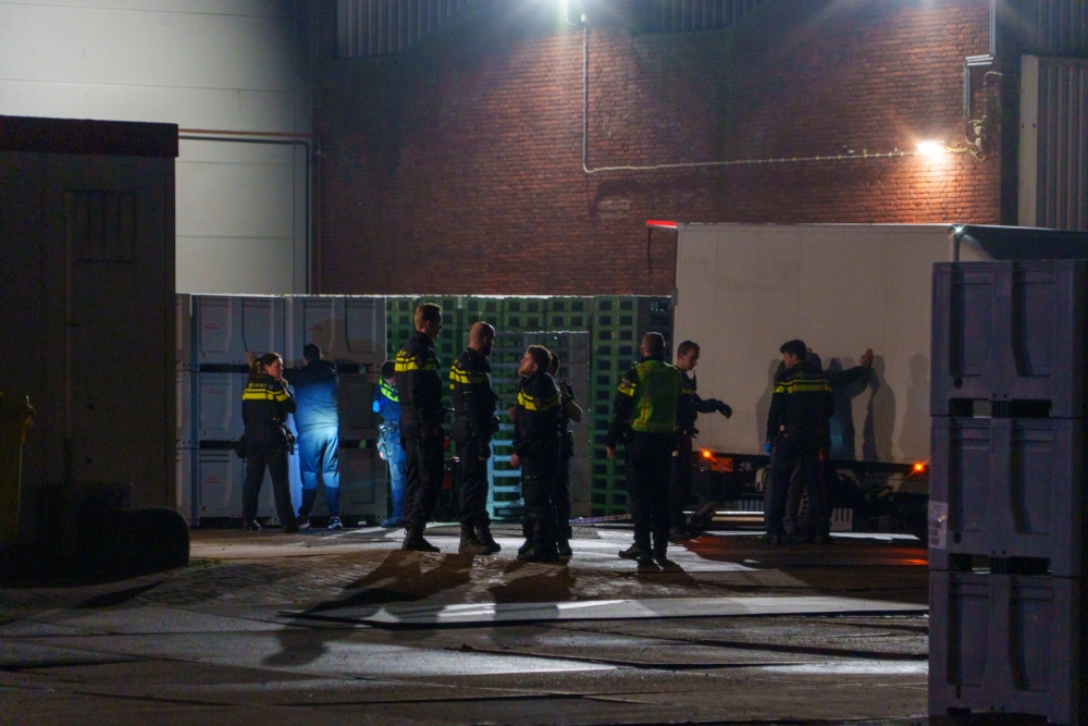 'Verdachte situatie' op industrieterrein: twee aanhoudingen en busje meegenomen