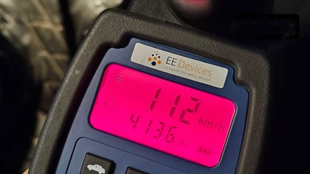 Ruim 60 km/uur te hard in woonwijk: rijbewijs kwijt