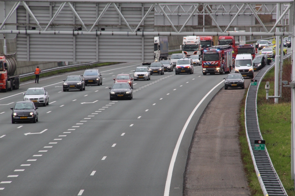 Ongeval met meerdere auto's op de A4