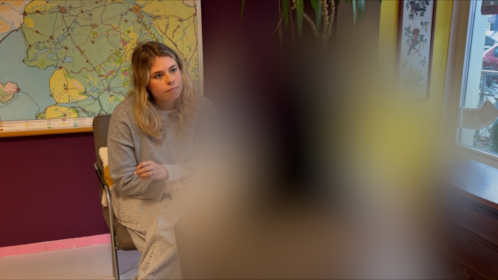 Vrouw verblijft maandenlang in hotels na huiselijk geweld, haar oproep is: 'Help'