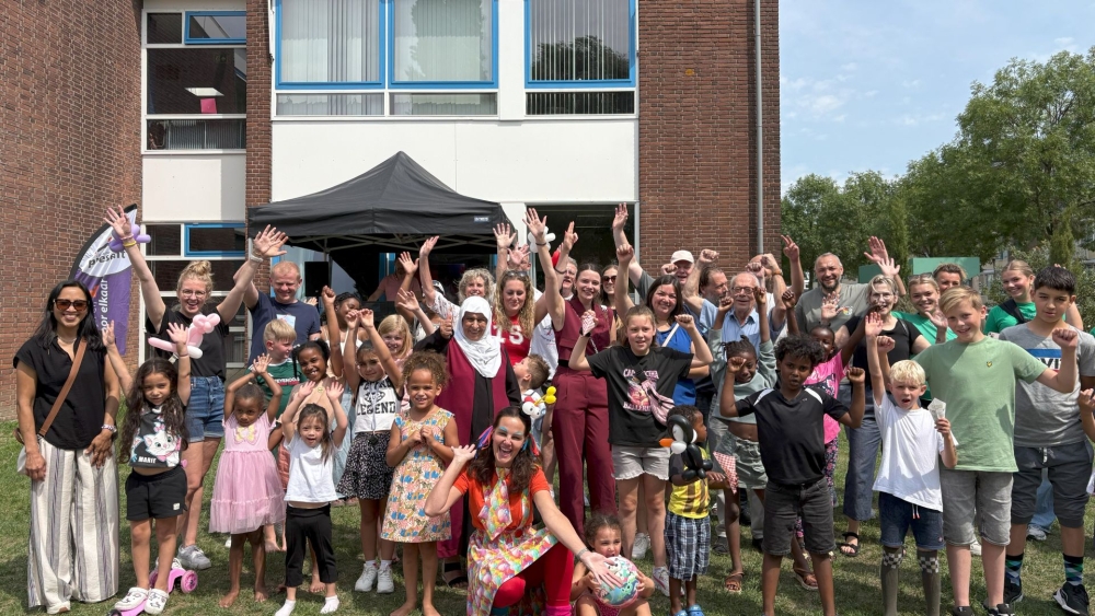 Zomervakantie in Westwijk van start met feest voor de hele buurt