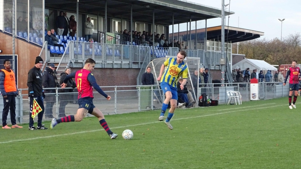 Vrijspraak trainer Victoria’04 in bedreigingszaak scheidsrechter, noemde hem ‘pannenkoek’