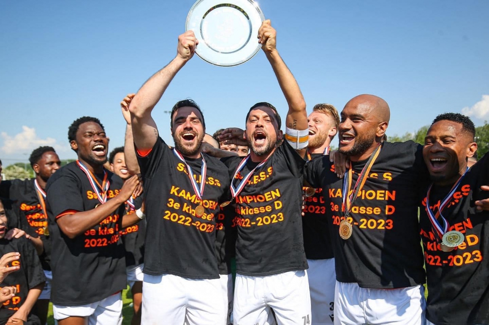 Na moeizame weken is het HBSS eindelijk gelukt: "We wilden waardig kampioen worden"