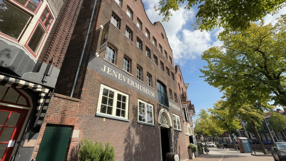 Het Jenevermuseum aan de Lange Haven