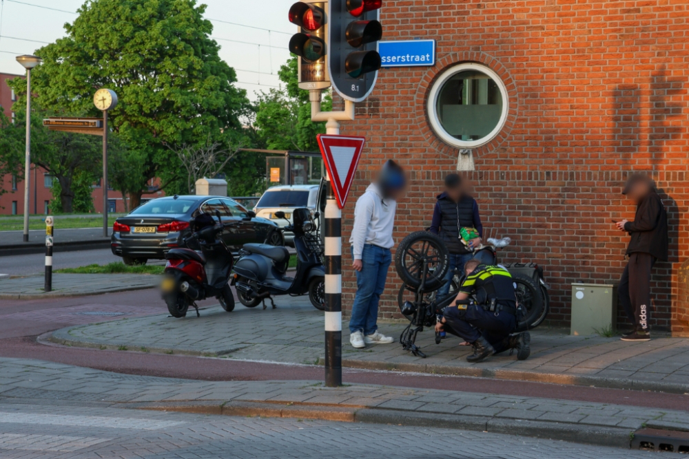 Fatbiker gewond door aanrijding met auto