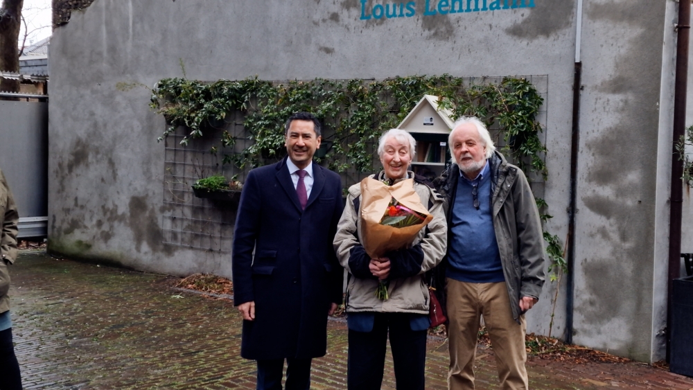 Muurgedicht van Louis Lehmann in Schiedam: ‘Hoort nu bij de stad’