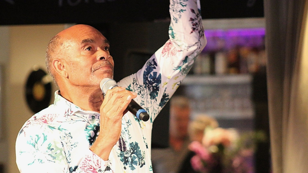 Lobo (69), zanger van The Caribbean Disco Show, overleden