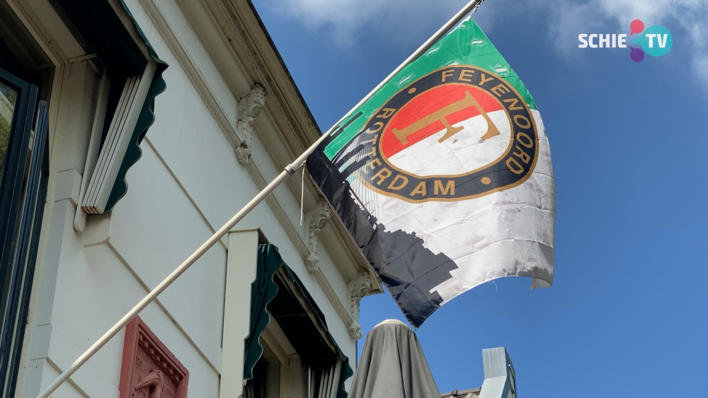 De Stem van Schiedam over Feyenoord: "Ik heb bijna geen nagels meer over"