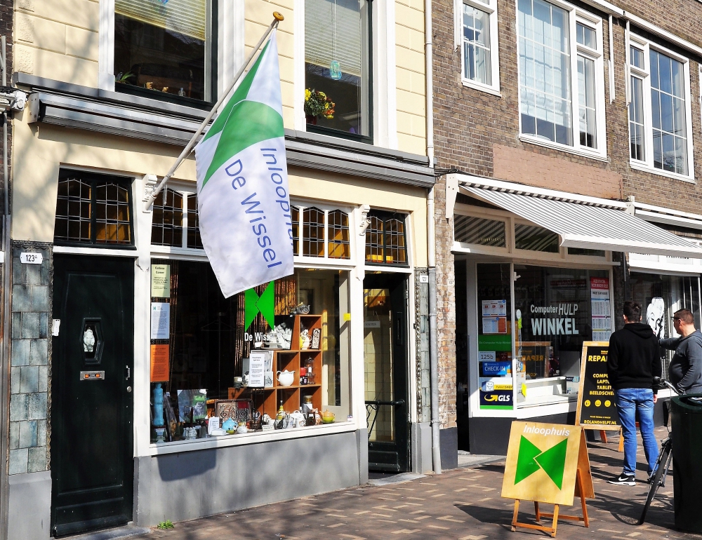 Stichting Amateur Kunstenaars Collectief Schiedam exposeert in inloophuis De Wissel
