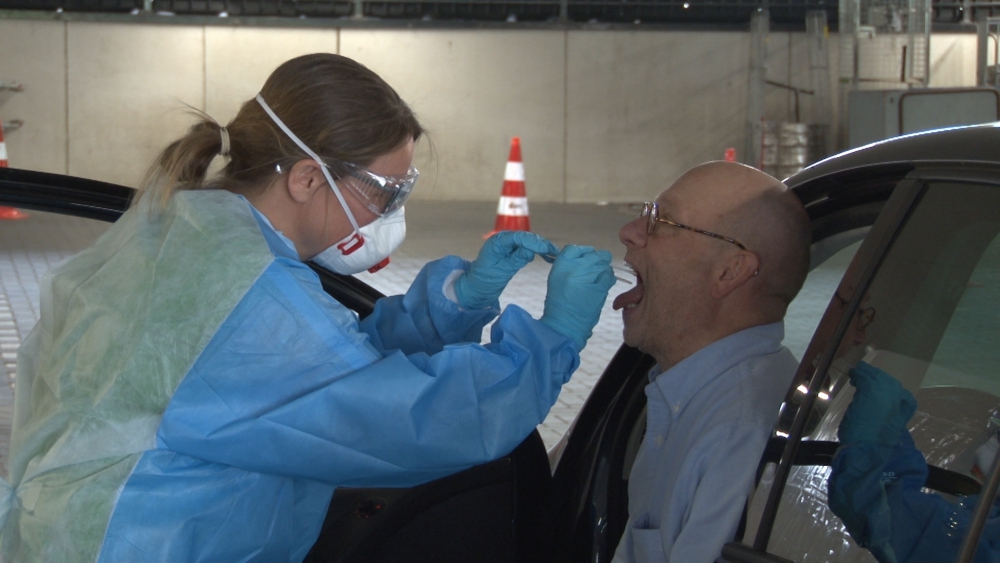 'Bel 0800-1202 voor een coronatest'