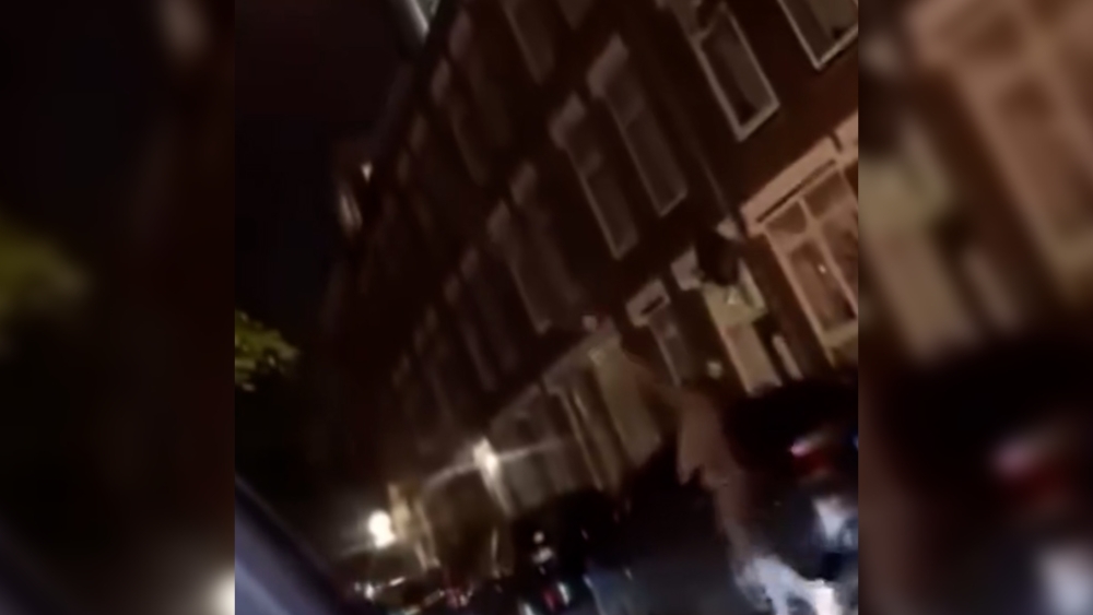 Vlaardinger die op verjaardag pistool leegschoot gefilmd: 'Het is hier geen Texas'